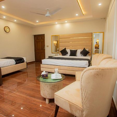 Hotel White Season Gulberg Lahore Extérieur photo
