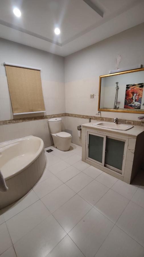 Hotel White Season Gulberg Lahore Extérieur photo