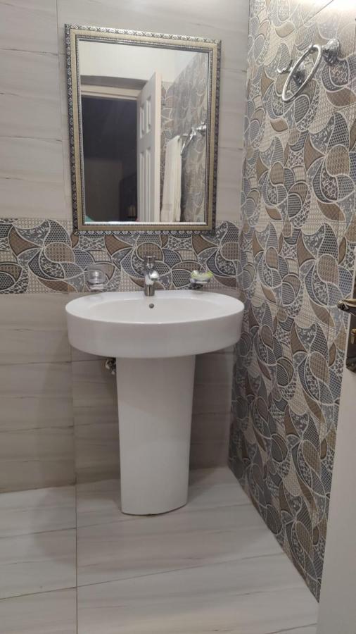 Hotel White Season Gulberg Lahore Extérieur photo