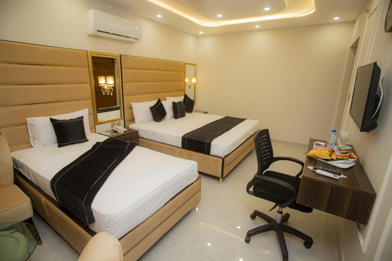 Hotel White Season Gulberg Lahore Extérieur photo