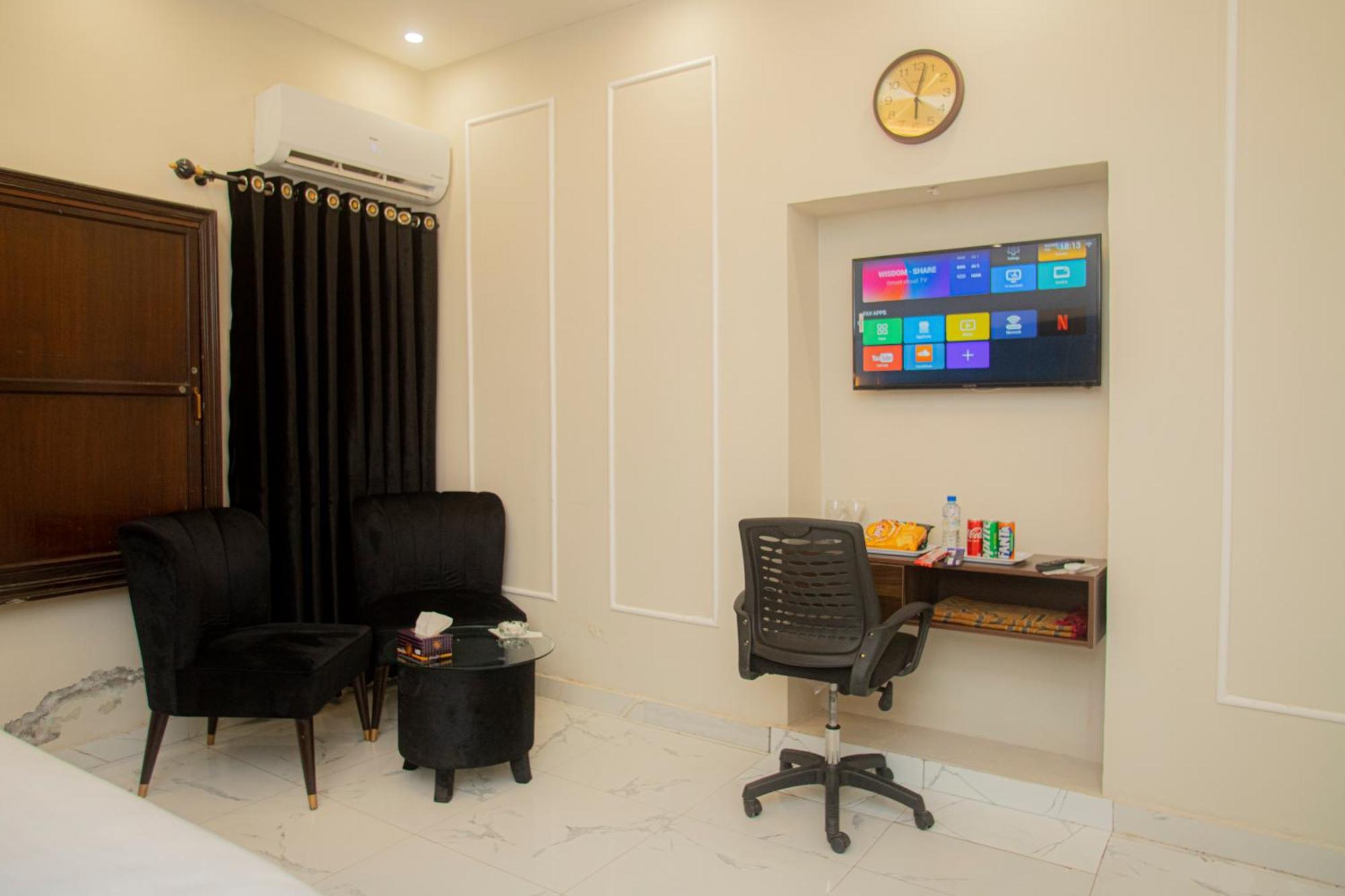 Hotel White Season Gulberg Lahore Extérieur photo